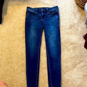 American Eagle skinny, mid rise jeans